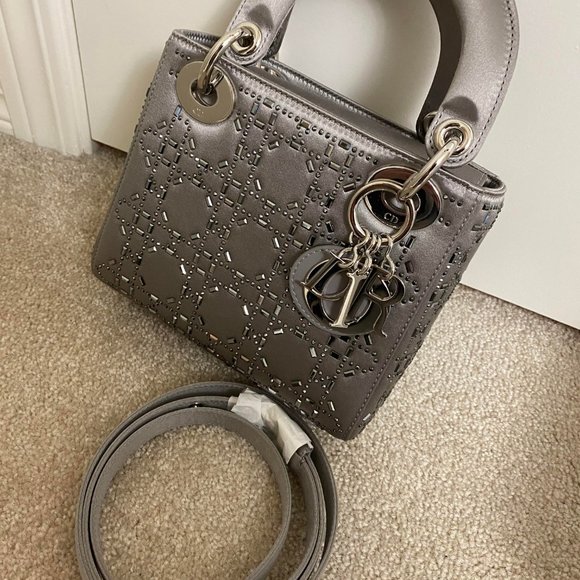 Limited edition Lady Dior mini - Picture 3 of 3